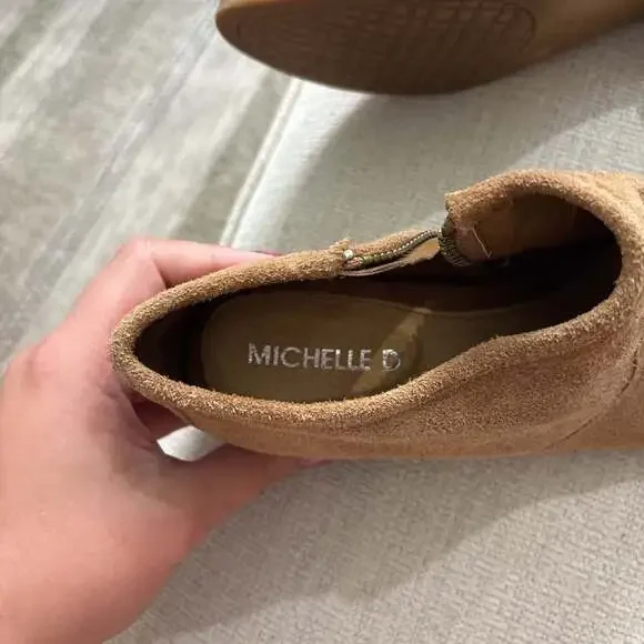 Michelle D Brown Suede Leather Ankle Boots with Stacked Heels, Size 8.5M - Picture 2 of 7